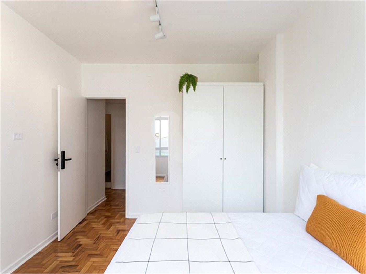 Apartamento à venda com 5 quartos, sendo 1 suíte,  em Pinheiros, São Paulo, SP