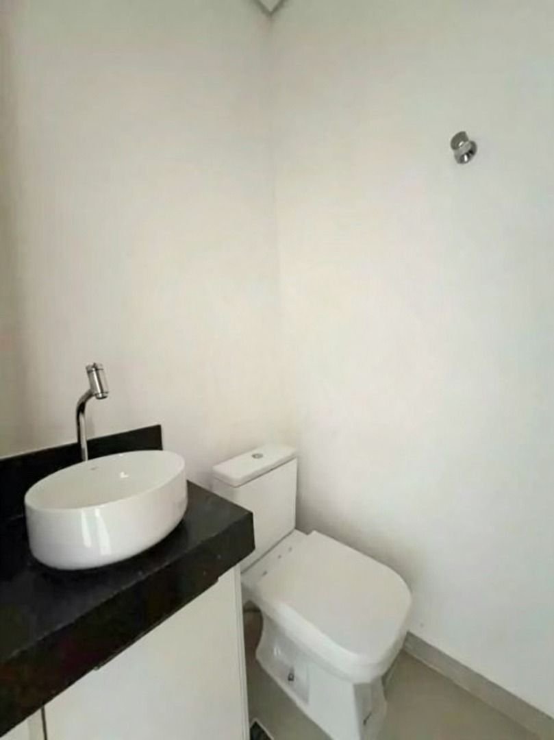 Sobreposta Alta à Venda na Aparecida em Santos | 3 Suítes | Piscina | Salão de Festas | 2 Vagas | 202 m²