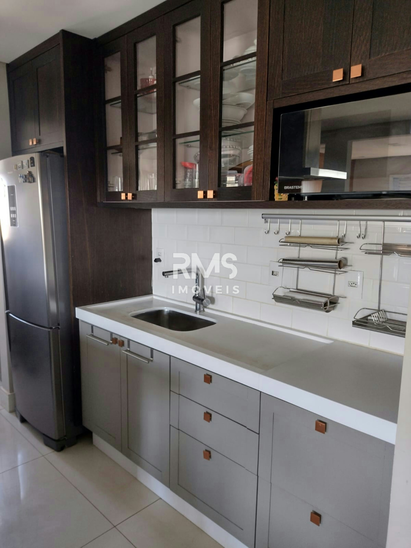 Apartamento à venda com 2 quartos, sendo 1 suíte,  em Parque Industrial, Itu, SP