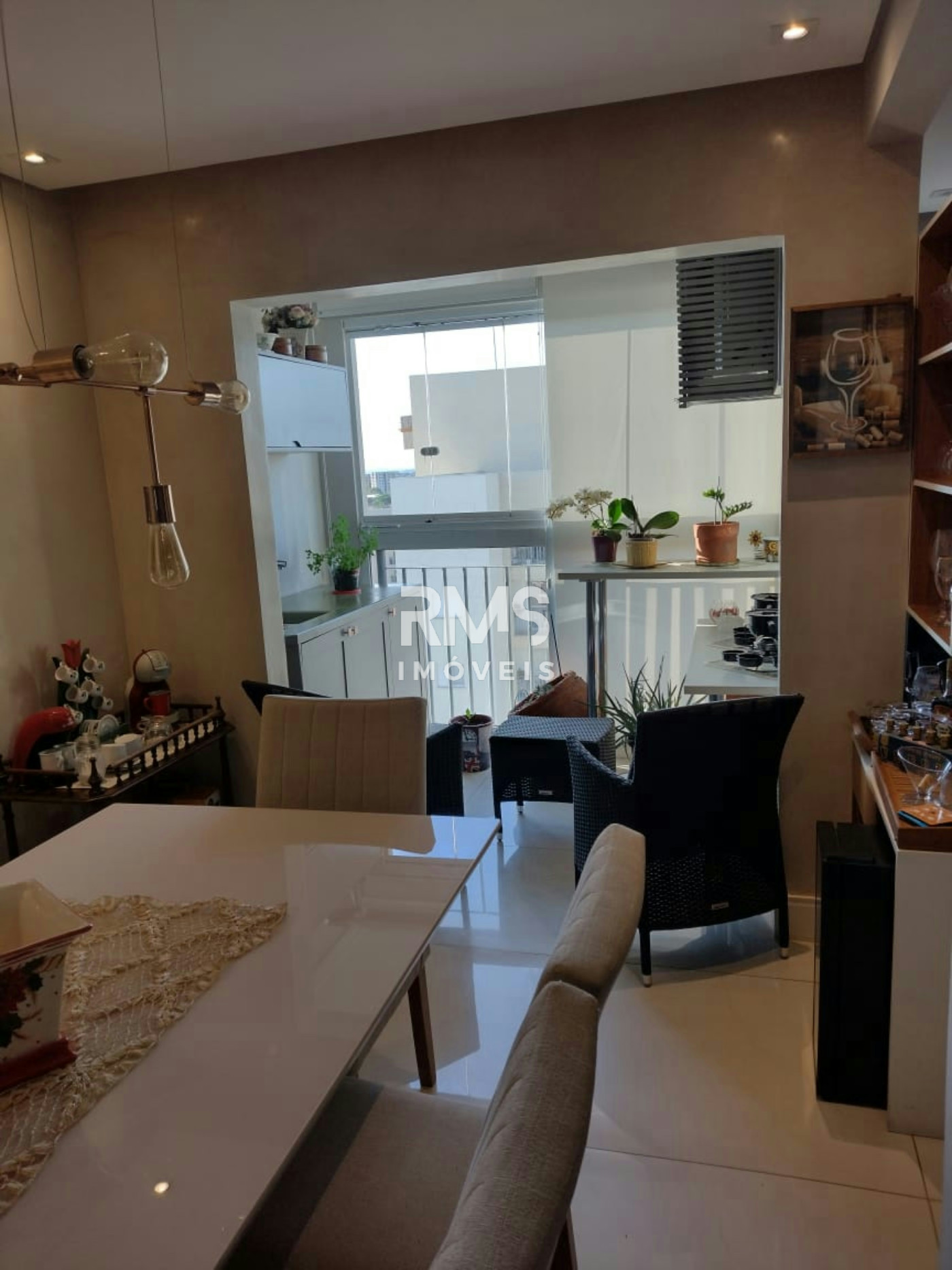 Apartamento à venda com 2 quartos, sendo 1 suíte,  em Parque Industrial, Itu, SP