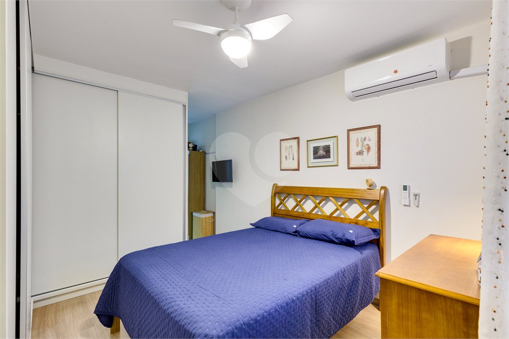 Casa à venda com 3 quartos, sendo 1 suíte,  no condomínio Village Bahamas, São Paulo - SP
