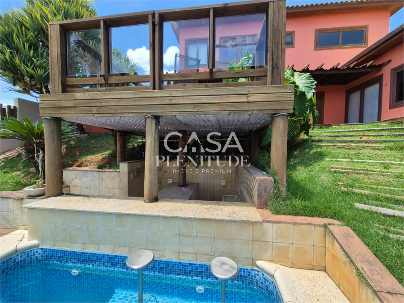 Casa em condomínio à venda ou para alugar com 3 suítes em Village Ipanema Ii, Araçoiaba da Serra, SP