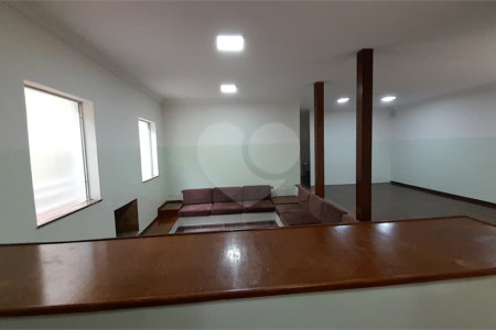 Sobrado para alugar com 5 quartos, sendo 3 suítes, em Jardim do Mar, São Bernardo do Campo, SP