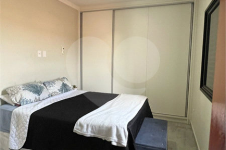 Casa à venda com 3 quartos, sendo 1 suíte, no condomínio Village Moutonnée, Salto - SP