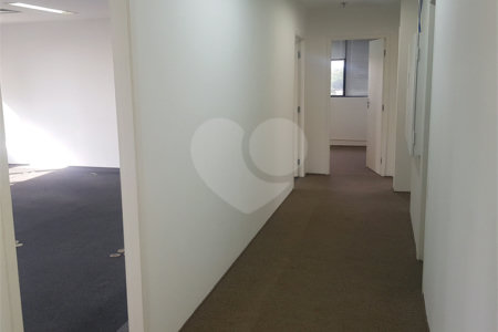 Sala à venda em Alto da Boa Vista, São Paulo, SP