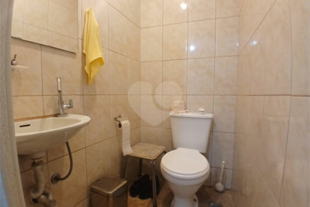 Casa à venda com 3 quartos, sendo 1 suíte,  em Esplanada Mendes Moraes, São Roque, SP