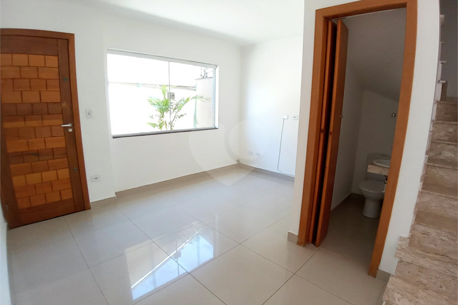 Casa à venda com 2 suítes no condomínio Residencial Vista Vila Guilherme, São Paulo - SP