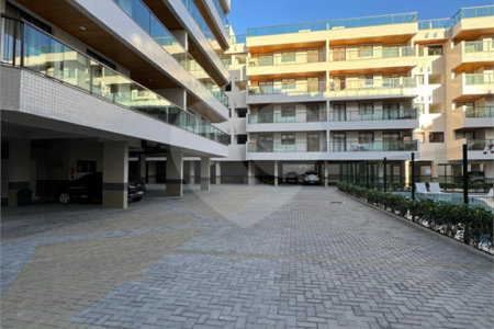 Apartamento à venda com 3 quartos, sendo 1 suíte, em Vila Nova, Cabo Frio, RJ
