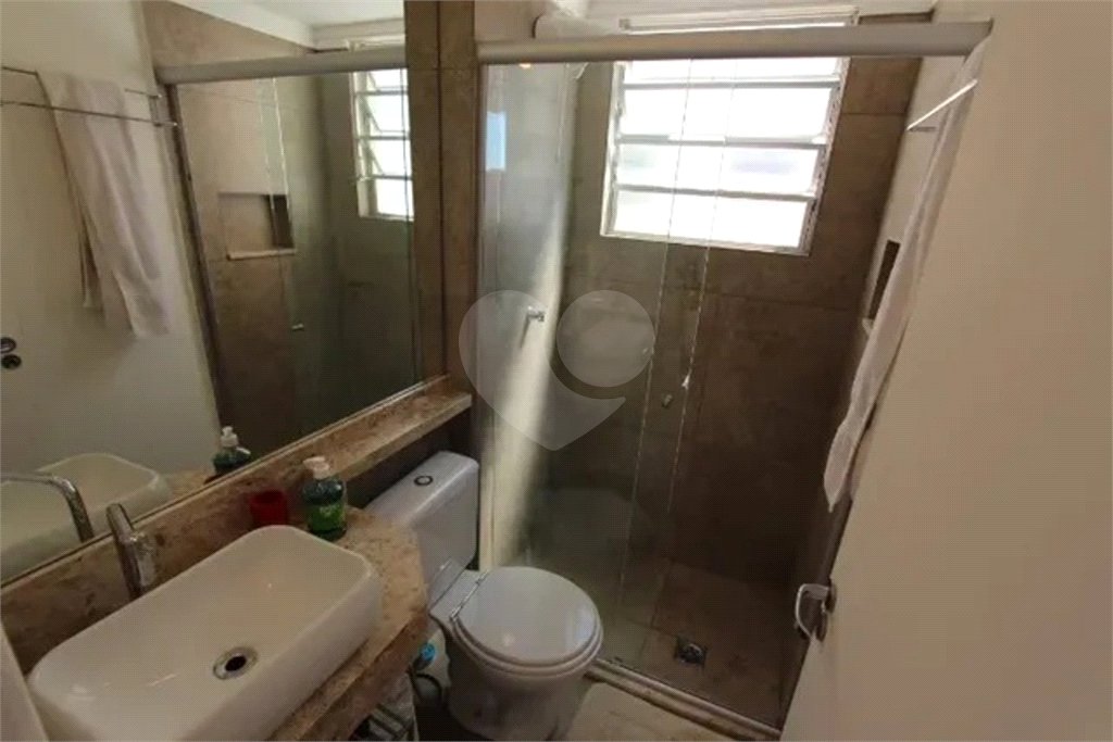 Apartamento à venda com 3 quartos, sendo 1 suíte, em Conjunto Residencial Trinta e Um de Março, São José dos Campos, SP