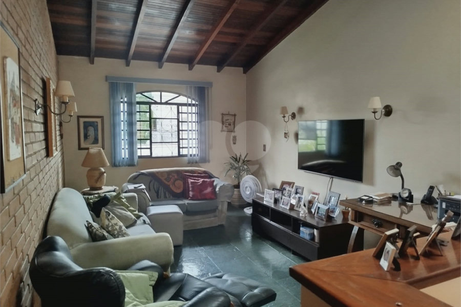 Sobrado à venda com 3 quartos, sendo 1 suíte, em Jardim São Paulo(zona Norte), São Paulo, SP