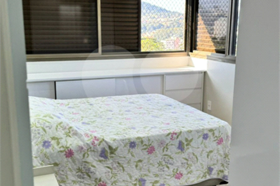 Apartamento à venda com 4 quartos, sendo 1 suíte, em Tremembé, São Paulo, SP