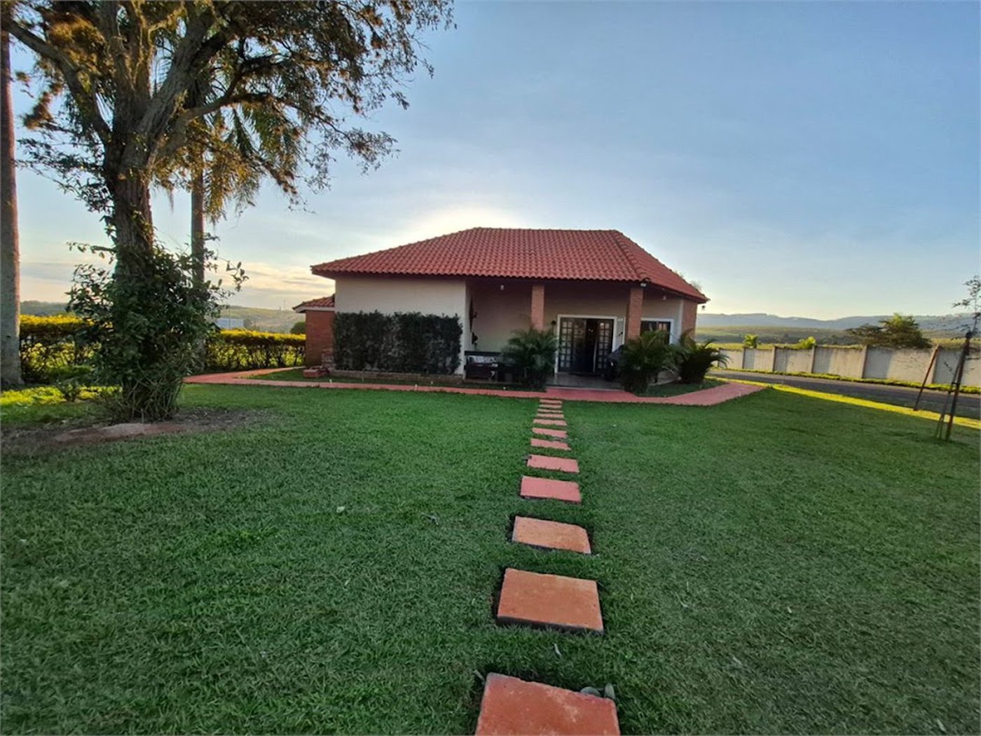 Chácara com 3 dormitórios à venda, 1200 m² por R$ 870.000,00 - Condomínio Ninho Verde II - Pardinho/SP
