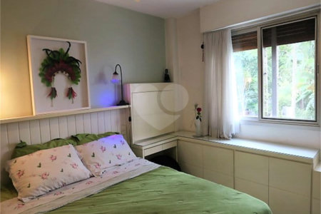 Apartamento à venda com 3 quartos, sendo 1 suíte,  em Real Parque, São Paulo, SP