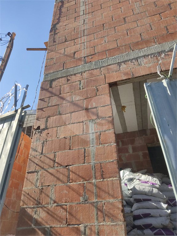 Casa à venda com 2 quartos, sendo 1 suíte, em Parada Inglesa, São Paulo, SP