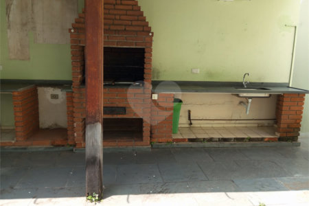 Casa à venda com 3 quartos, sendo 1 suíte, em Vila Nivi, São Paulo, SP