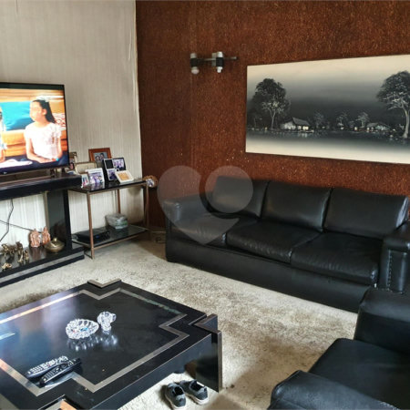 Casa à venda com 5 quartos, sendo 1 suíte, em Vila Romana, São Paulo, SP