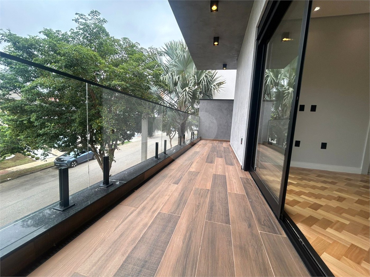 Casa à venda com 4 suítes no condomínio Residencial Chácara Ondina, Sorocaba - SP
