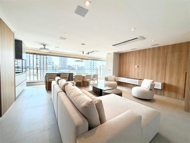 Apartamento à venda ou para alugar com 3 suítes em Campo Belo, São Paulo, SP