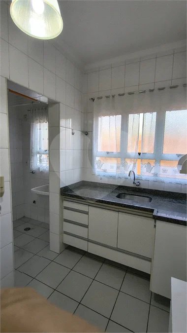 Apartamento à venda com 2 quartos, sendo 1 suíte, no Centro, Vinhedo, SP