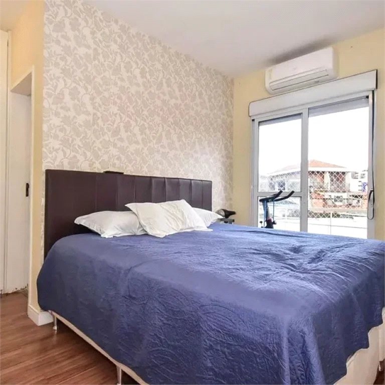 Sobrado à venda com 3 quartos, sendo 1 suíte, em Vila Morse, São Paulo, SP