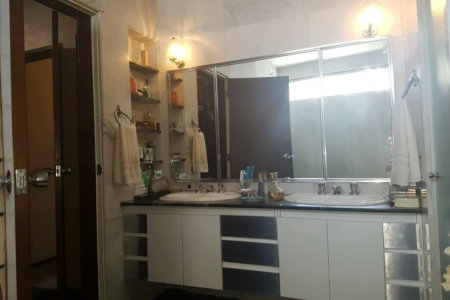 Casa à venda com 7 quartos, sendo 2 suítes, em Brooklin Paulista, São Paulo, SP