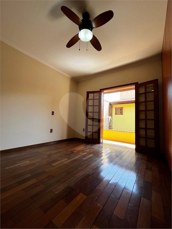 Casa à venda com 3 quartos em Parque da Lagoa, Itapetininga, SP
