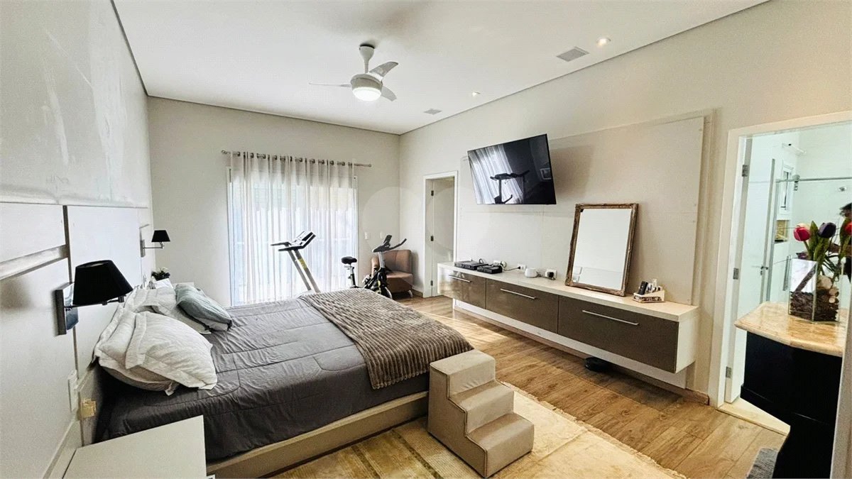 Casa à venda com 4 suítes no condomínio Dos Lagos, Itupeva - SP