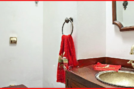 Casa à venda com 3 quartos, sendo 1 suíte, em Pinheiros, São Paulo, SP