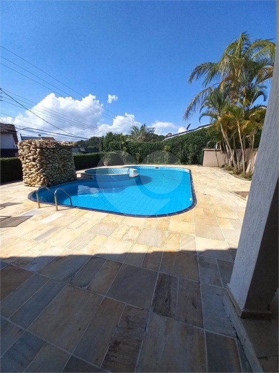 Casa à venda com 4 suítes no condomínio Aruã, Mogi das Cruzes - SP