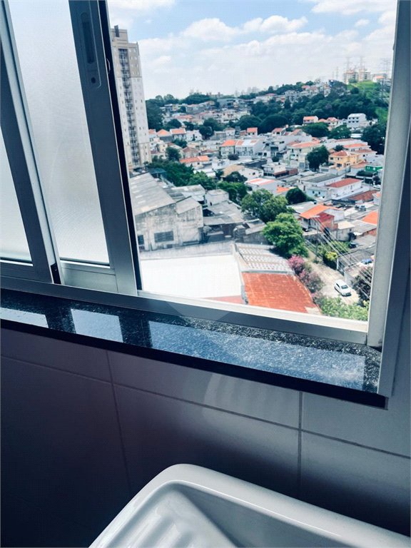 Apartamento à venda com 2 quartos em Parque Maria Domitila, São Paulo, SP