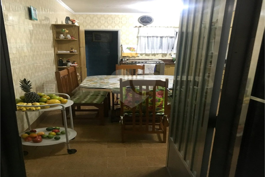Sobrado à venda com 4 quartos, sendo 1 suíte, em Vila Gustavo, São Paulo, SP