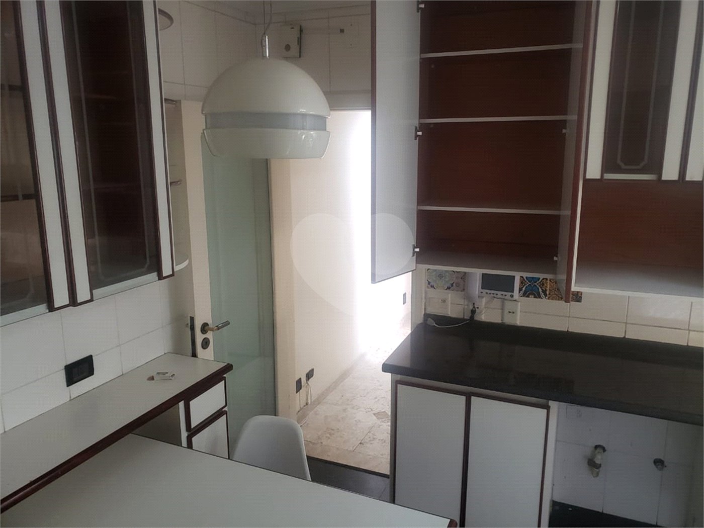 Sobrado à venda com 4 quartos, sendo 2 suítes,  em Tremembé, São Paulo, SP