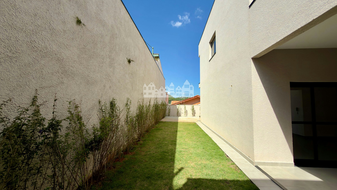 Casa à venda com 3 suítes no condomínio Celina Residencial, Atibaia - SP