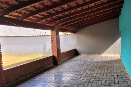 Casa à venda ou para alugar com 3 quartos, sendo 1 suíte,  em Vila Nova Aparecida, Mogi das Cruzes, SP
