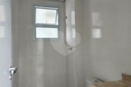 Casa à venda com 2 quartos, sendo 1 suíte, no condomínio Residencial Sanches, São Paulo - SP