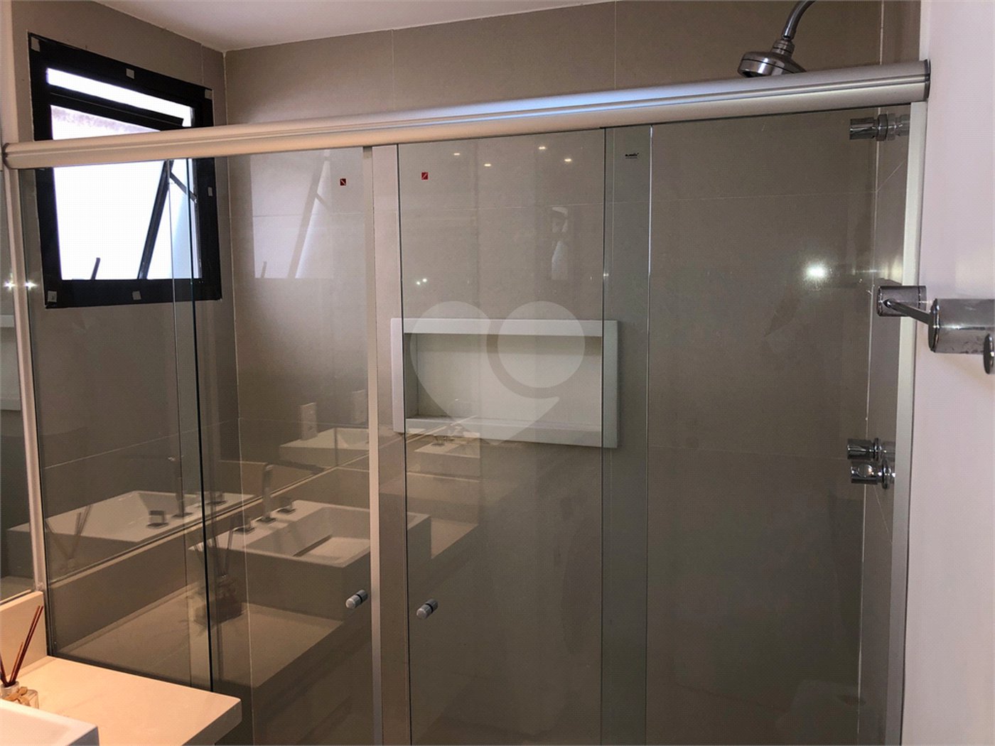 Apartamento à venda ou para alugar com 3 quartos, sendo 1 suíte,  em Jardim Paulista, São Paulo, SP