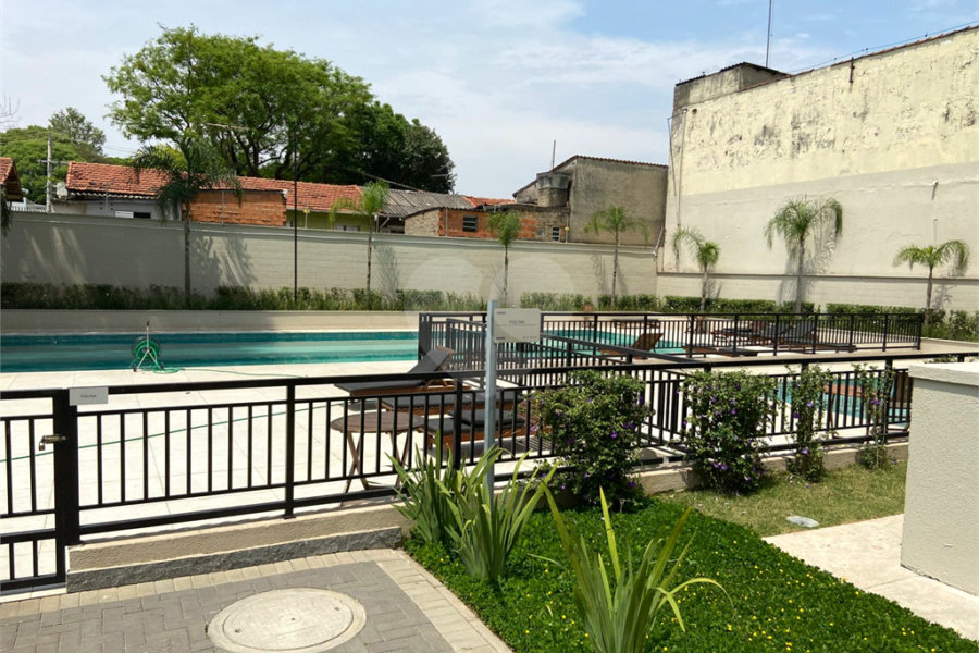 Apartamento à venda com 2 quartos em Pari, São Paulo, SP