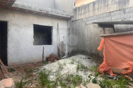 Casa à venda com 3 quartos, sendo 2 suítes, em Vila Suissa, Mogi das Cruzes, SP
