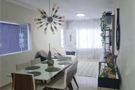Sobrado à venda com 3 suítes em Vila Medeiros, São Paulo, SP