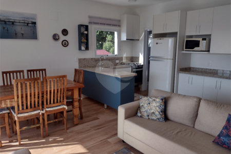 Apartamento à venda com 3 quartos, sendo 1 suíte, em Jurerê, Florianópolis, SC