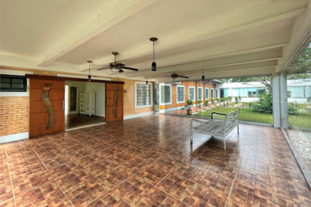 Casa à venda com 4 suítes no condomínio Miollo da Granja, Cotia - SP