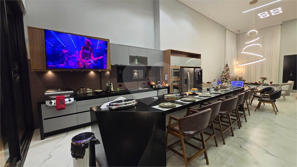 Casa à venda ou para alugar com 4 suítes no condomínio Jardim Salto Grande, Araraquara - SP