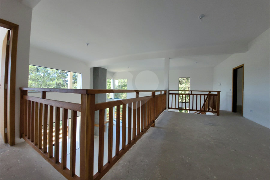 Casa à venda com 4 suítes no condomínio Sausalito, Mairiporã - SP