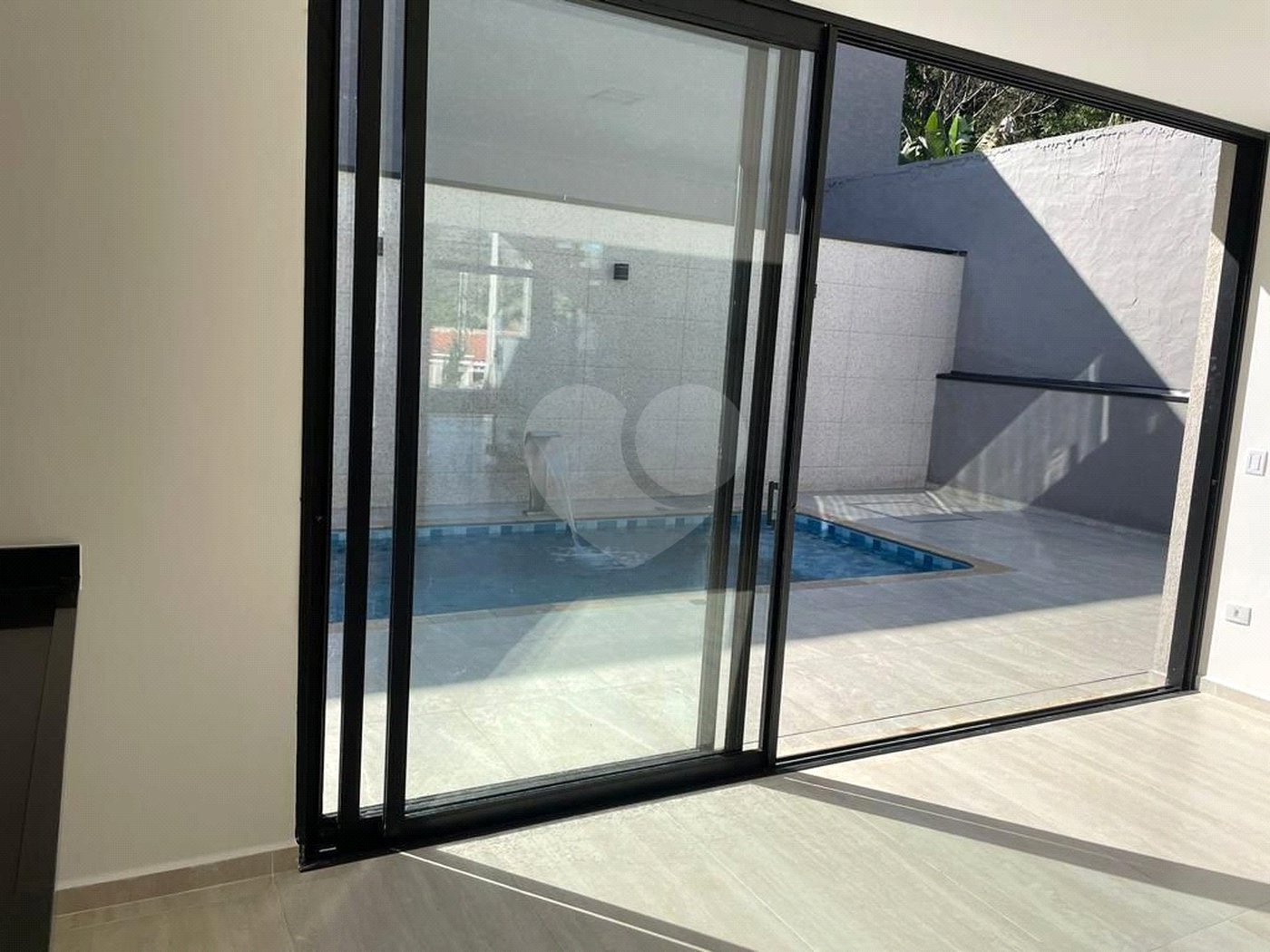Casa à venda com 3 suítes em Parque Arco Iris, Atibaia, SP