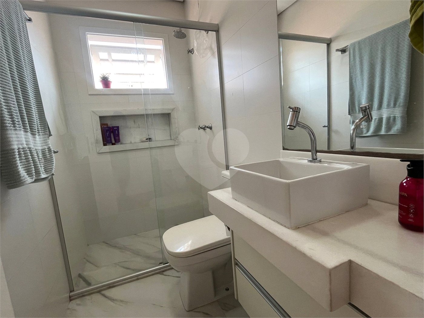 Casa à venda com 3 quartos, sendo 1 suíte, em Vila Ester (zona Norte), São Paulo, SP