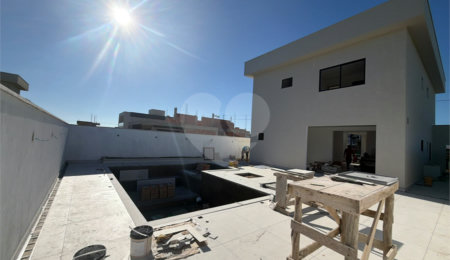 Casa em condomínio à venda com 4 quartos, sendo 3 suítes, em Ogiva, Cabo Frio, RJ