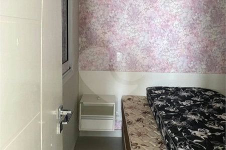 Casa à venda com 4 quartos, sendo 3 suítes, no condomínio Brisa 1, Mogi das Cruzes - SP