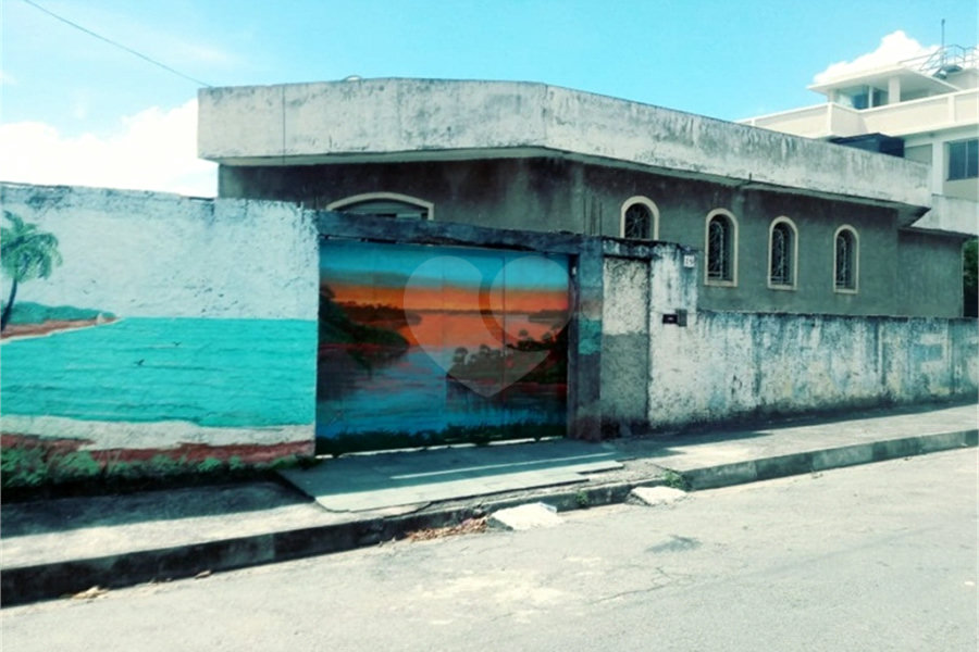 Sobrado à venda com 4 quartos, sendo 2 suítes, em Jardim Munhoz, Guarulhos, SP