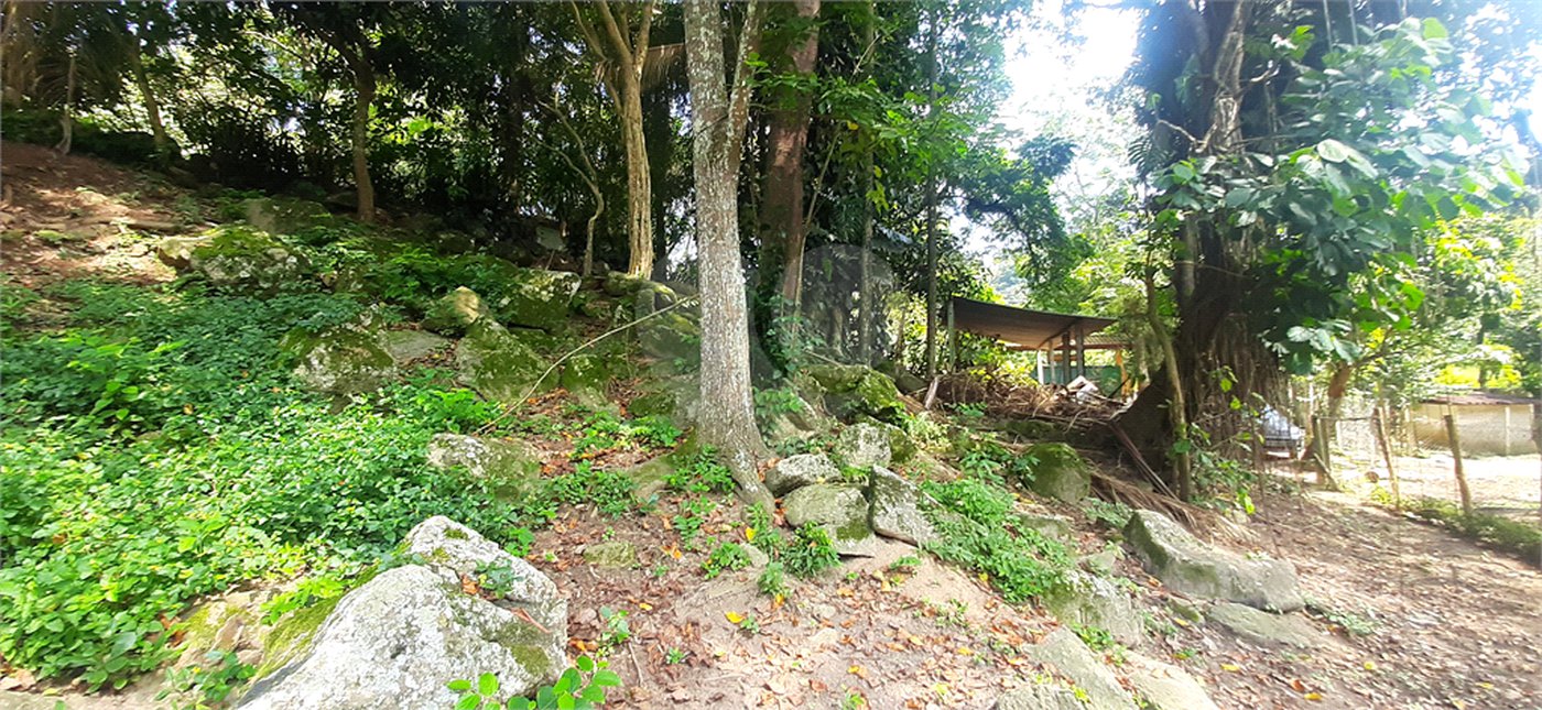 Chácara à venda com 10 quartos, sendo 20 suítes, em Serra da Cantareira, Mairiporã, SP