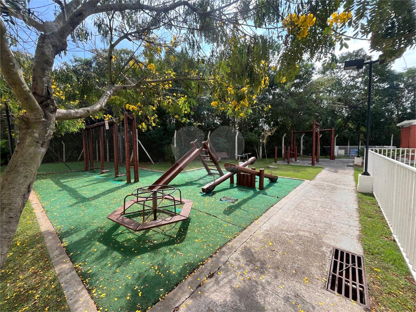 Apartamento à venda com 2 quartos em Jardim Bela Vista, Itapetininga, SP